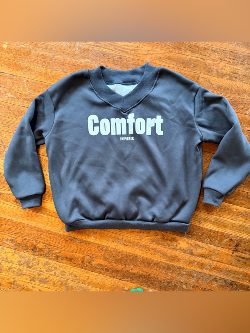 Comfort Graphic Sweatshirt in Navy